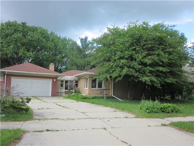229 N Platten StGreen Bay, WI, 54303Brown County