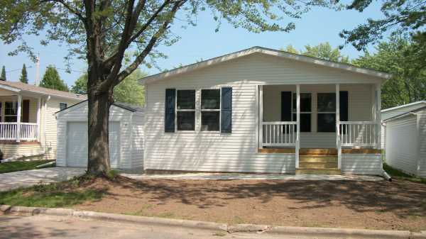 Perret Village 134 Laurel LnGreen Bay, WI 54311