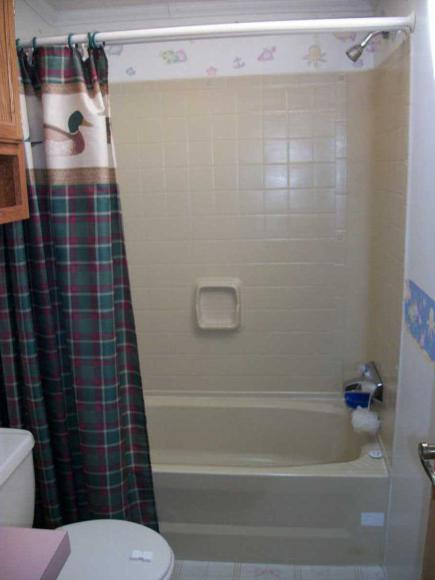 Perret Village 128 ScarletGreen Bay, WI 54311