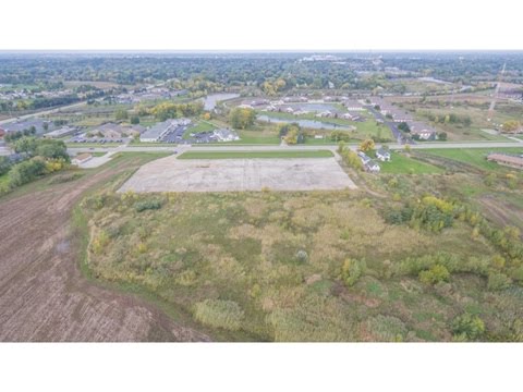 1401 Bellevue St, Green Bay, WI 54311