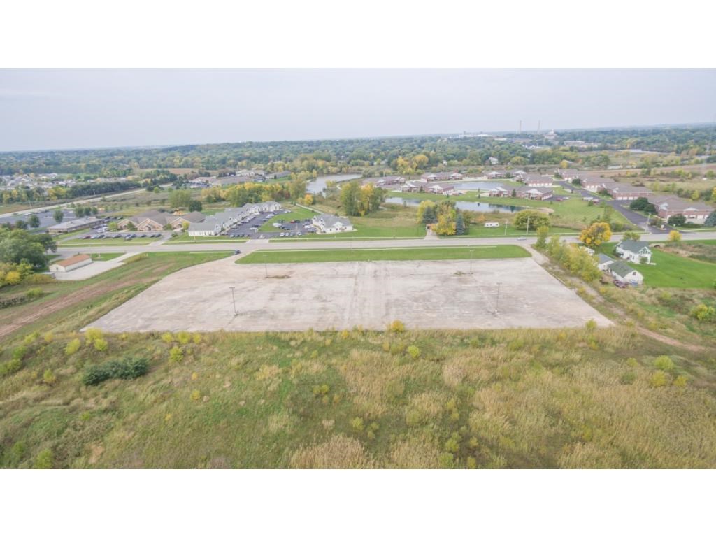 1401 Bellevue St, Green Bay, WI 54311