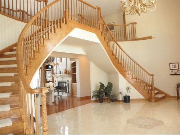 3184 Morningwoods Ct, Green Bay, WI 54311