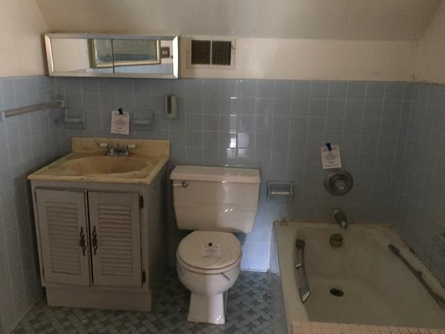909 S 7th AveWausau, WI, 54401Marathon County
