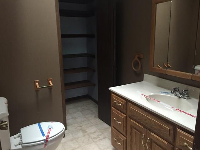 6432 Bungaloo RdAthens, WI, 54411Marathon County