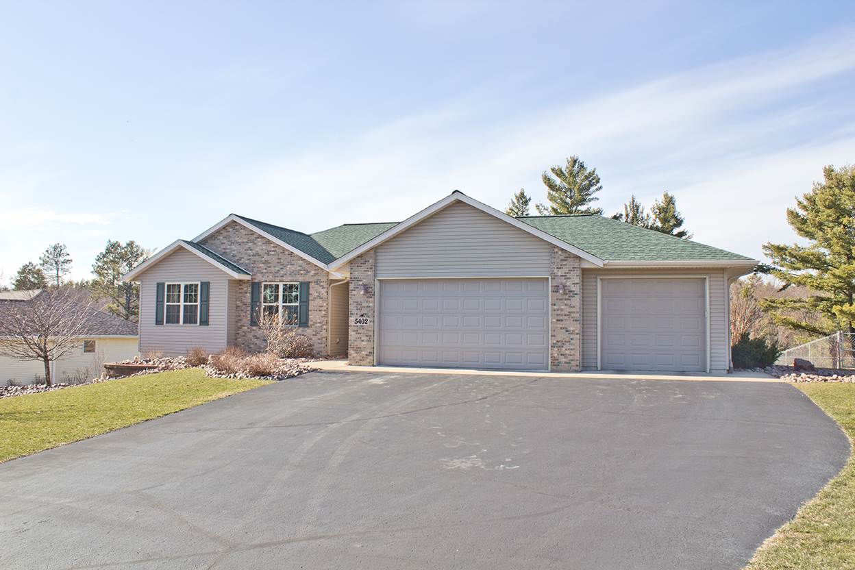 5705 High Ridge Cir