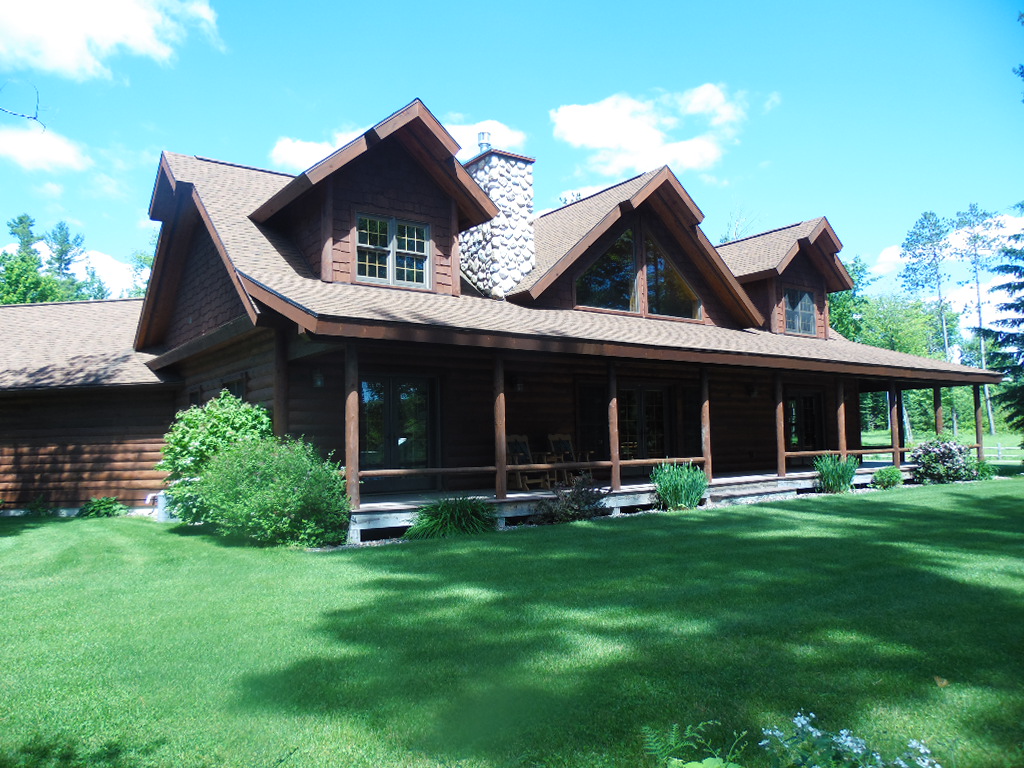 W5012 Beaver Lake Rd, Tomahawk, WI 54487