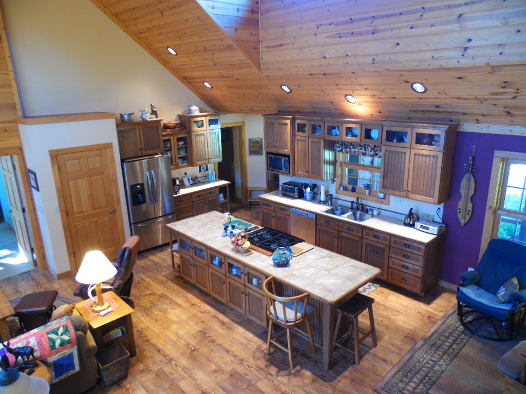 W5012 Beaver Lake Rd, Tomahawk, WI 54487