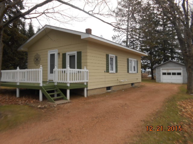 916 Lakeside Street