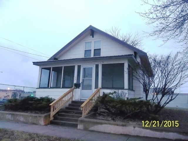 651 Webb Ave