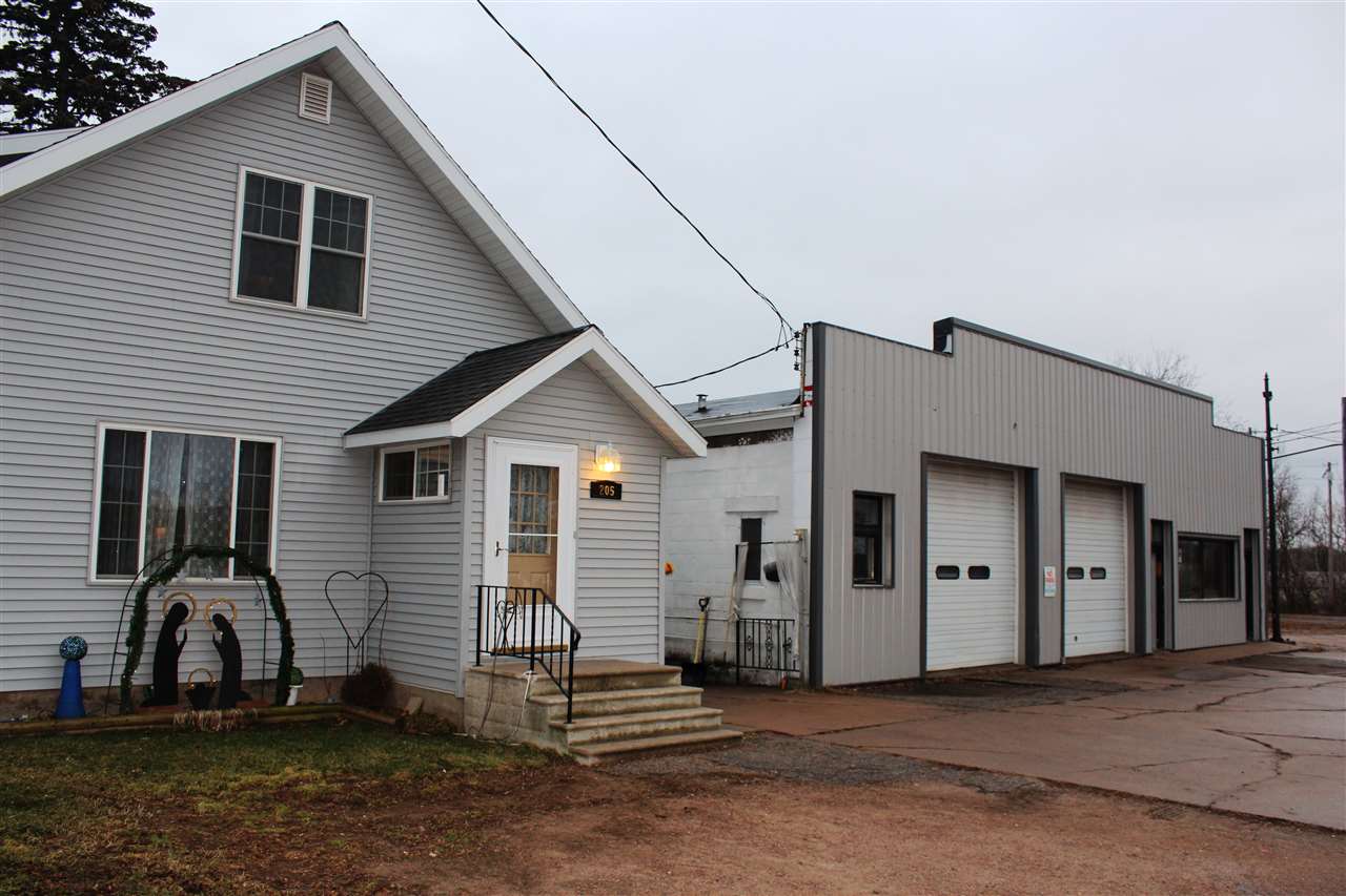 205 E Grand Ave