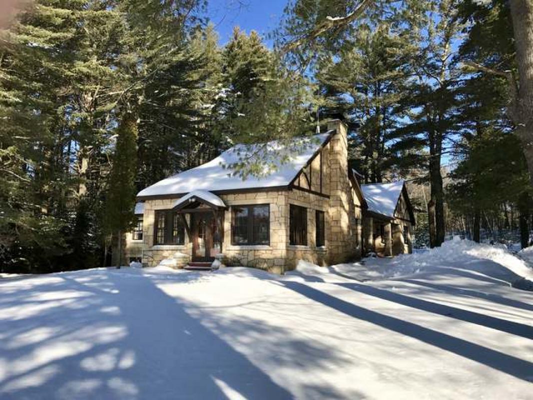 1519 SILVER LAKE RD, Eagle River, WI 54521