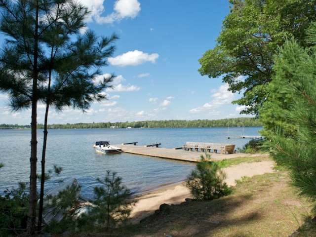 1269 EVERETT RD, Eagle River, WI 54521