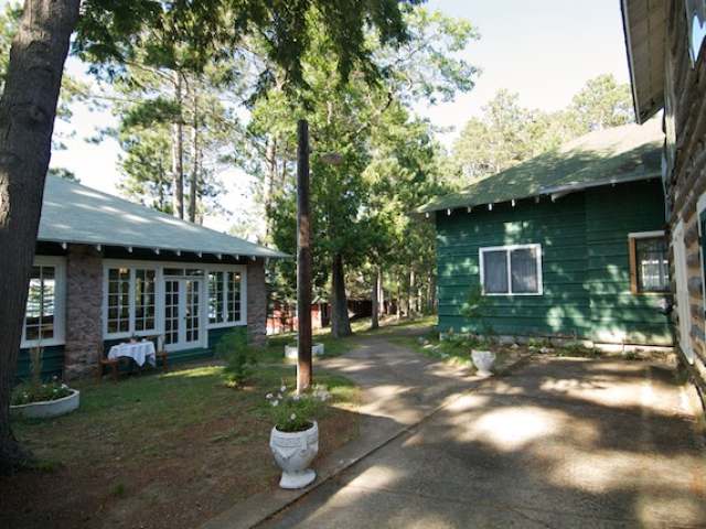 1269 EVERETT RD, Eagle River, WI 54521