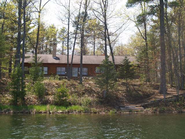 5848 BLACK OAK LAKE RD S, Land O' Lakes, WI 54540