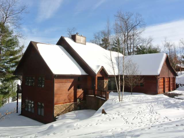 8122 NORTHERN RD, Minocqua, WI 54548
