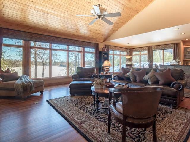 8122 NORTHERN RD, Minocqua, WI 54548