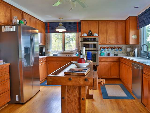 2305 CIRCLE DR, Lac Du Flambeau, WI 54548