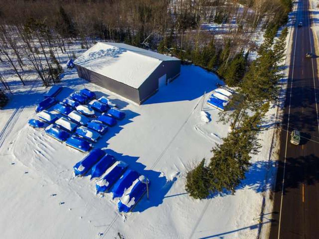 686, 915 4TH AVE N, Y, WI 54552