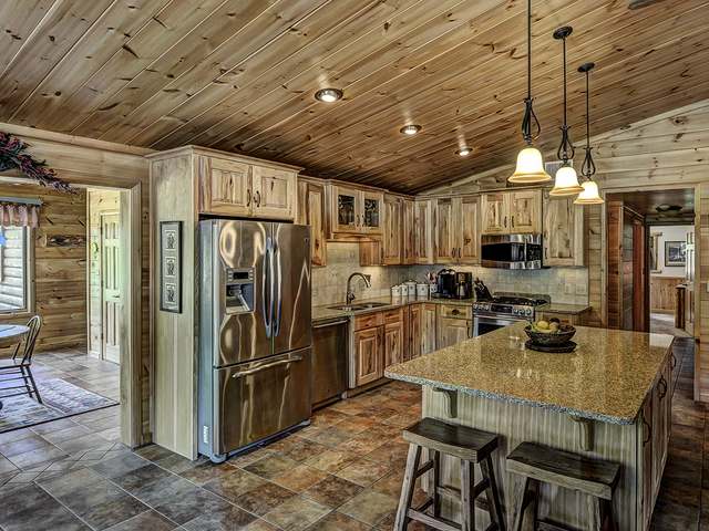 N11392 PINE TREE LN, WI 54564