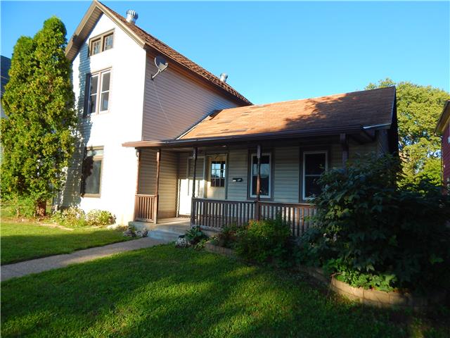 1220 Avon StLacrosse, WI, 54603La Crosse County