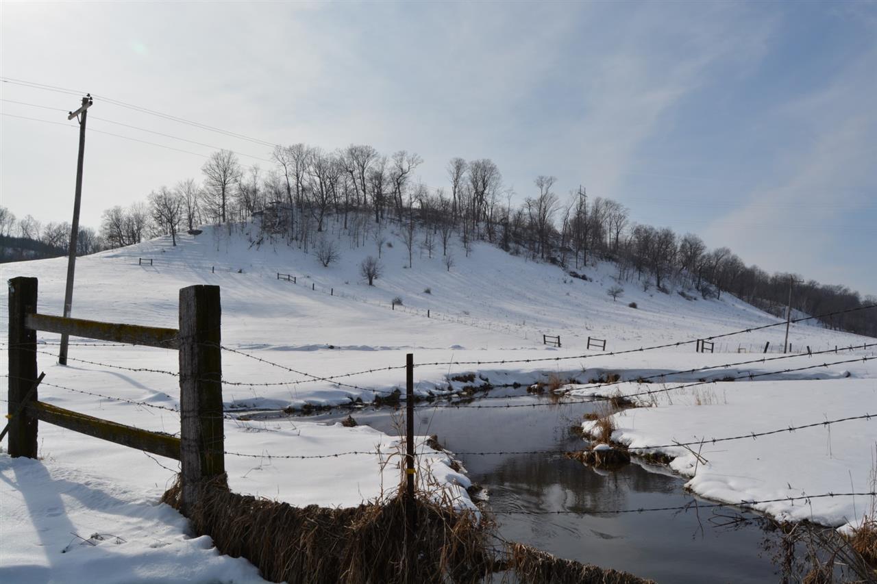 E16511Hwy 33, Hillsboro, WI 54634