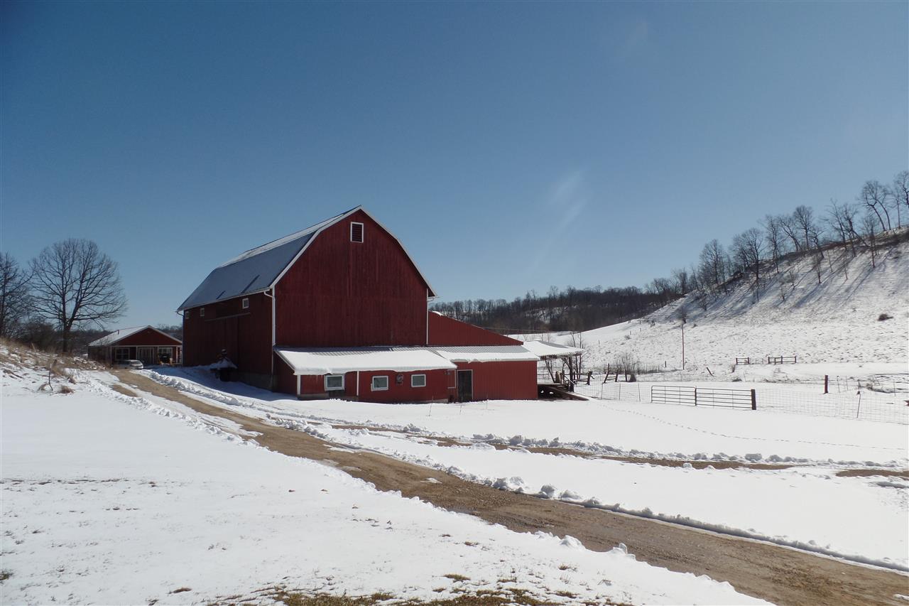 E16511Hwy 33, Hillsboro, WI 54634