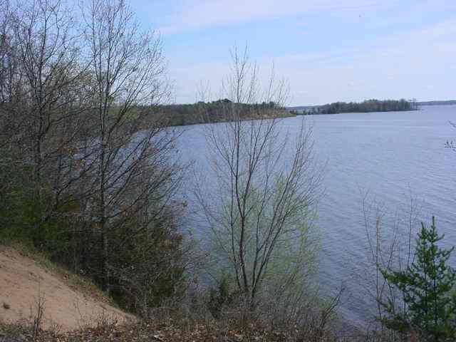 L19 May's Point Rd
