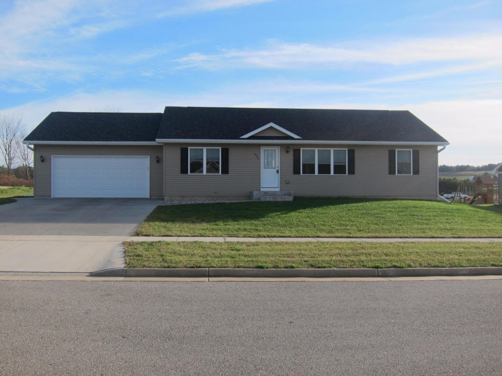 929 Rolling Oaks Dr
