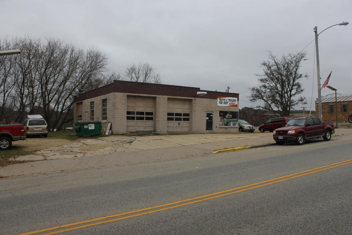 400 S Main St