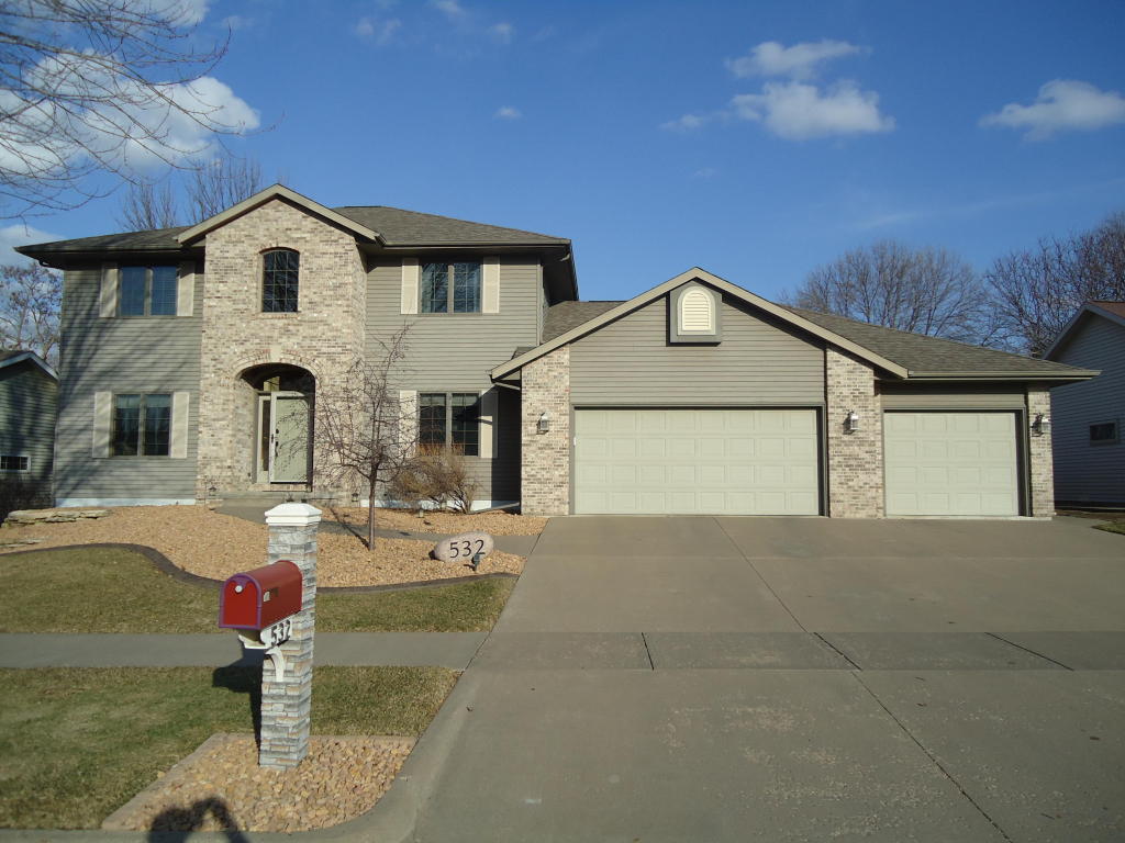 N5014 N Briarcliffe Ct