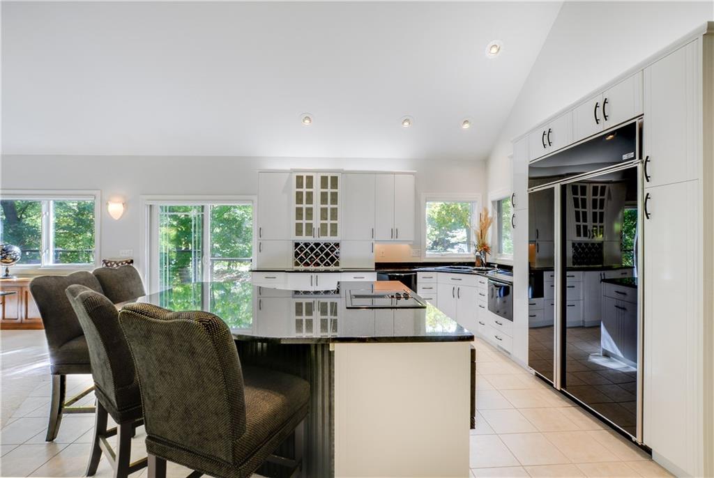 110 Vale Lane, Eau Claire, WI 54703
