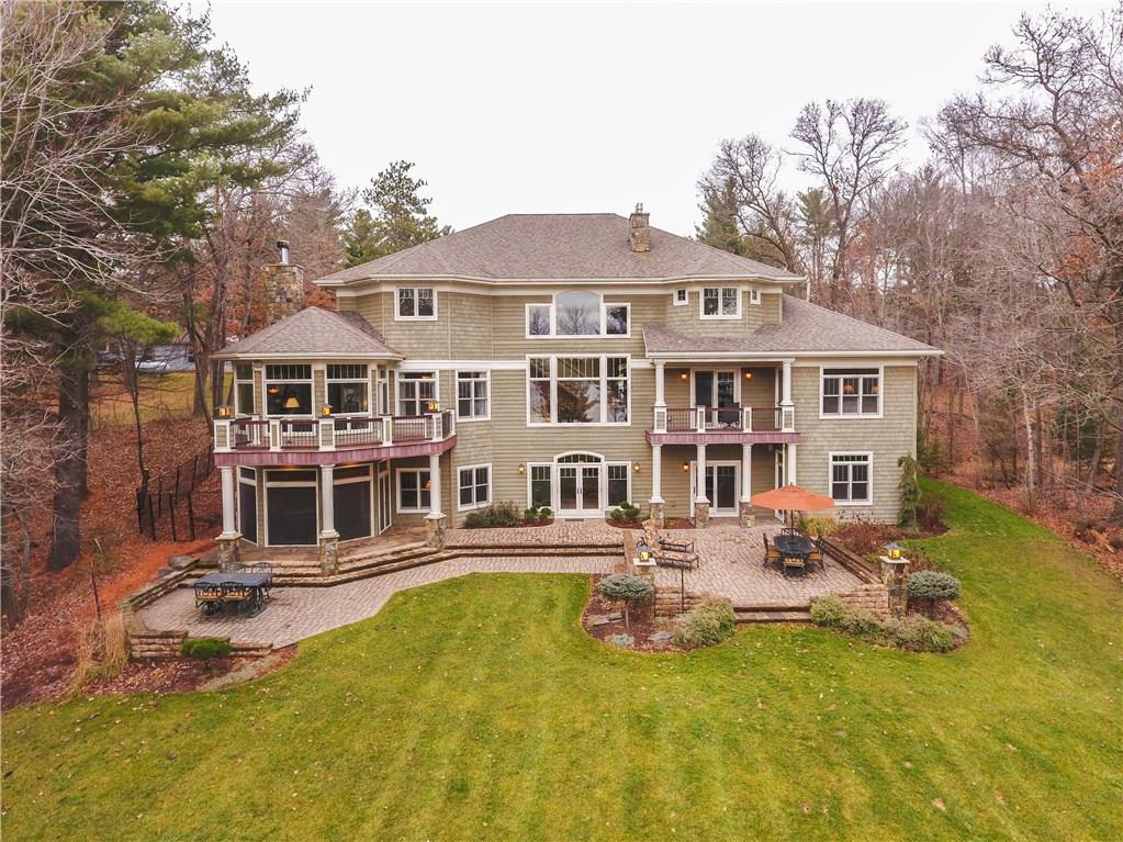 5715 North Shore Drive, Eau Claire, WI 54703