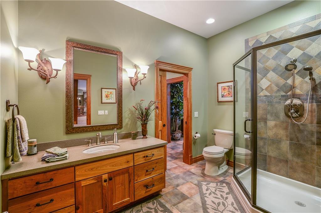 5715 North Shore Drive, Eau Claire, WI 54703