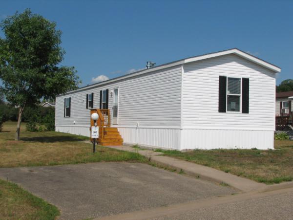 Wilson Mobile Estates 3014 Wilson Street, Lot 111Menomonie, WI 54751