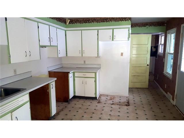 608 Superior AveCenturia, WI, 54824Polk County