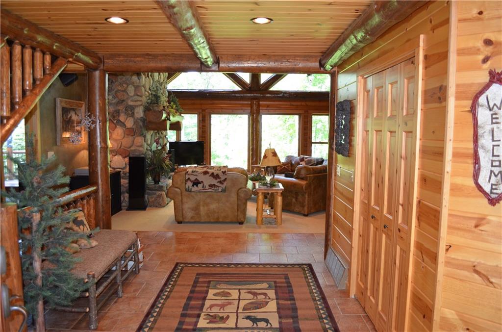 9585n Thunderbird Road, Hayward, WI 54843