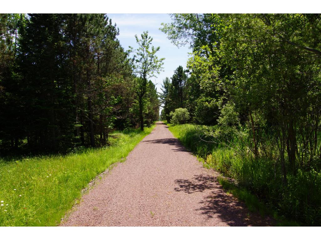1935/1997 Hagen Road, LaPointe, WI 54850