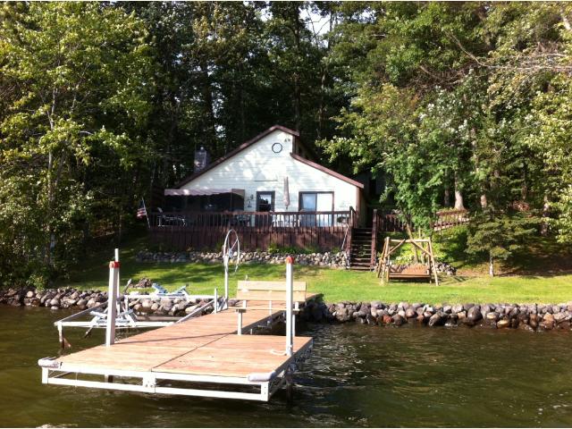 686 N Round Lake Lane