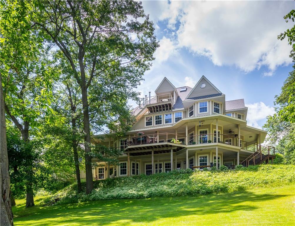 N2960 Golf Road, Sarona, WI 54870
