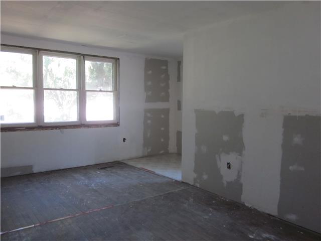 857 W 9th AveOshkosh, WI, 54901Winnebago County