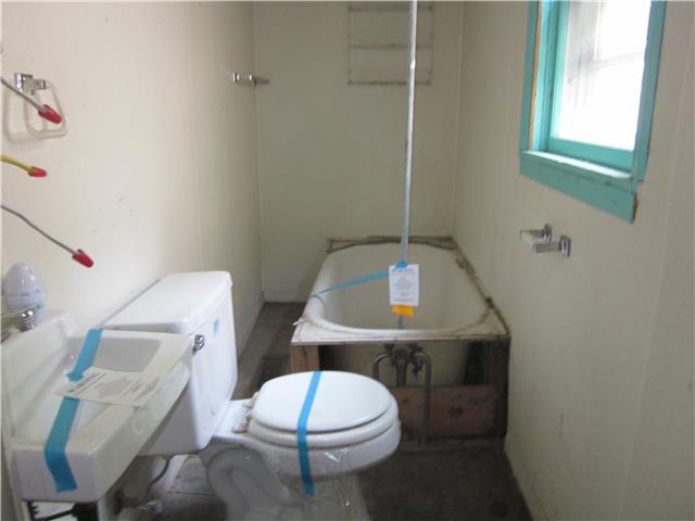 857 W 9th AveOshkosh, WI, 54901Winnebago County