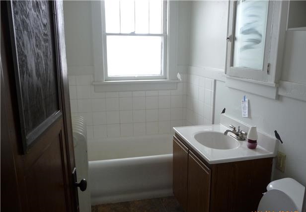 137 W South Park AveOshkosh, WI, 54902Winnebago County