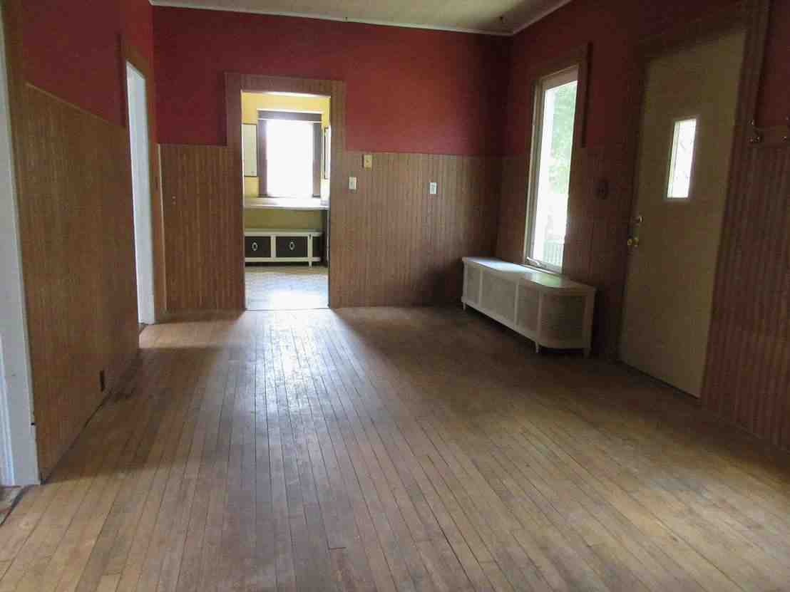 357 W 12th AveOshkosh, WI, 54902Winnebago County