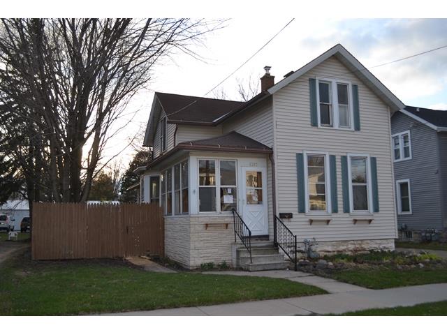 1207 Michigan StOshkosh, WI, 54902Winnebago County