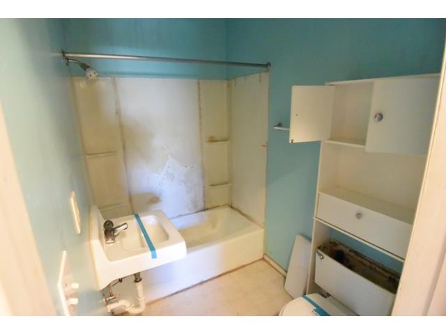 407 W 18th AveOshkosh, WI, 54902Winnebago County