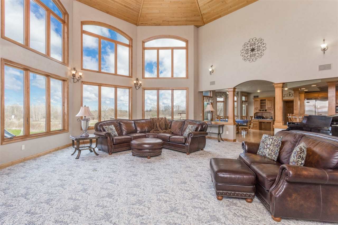 W5650 Quarry Rd, Appleton, WI 54913