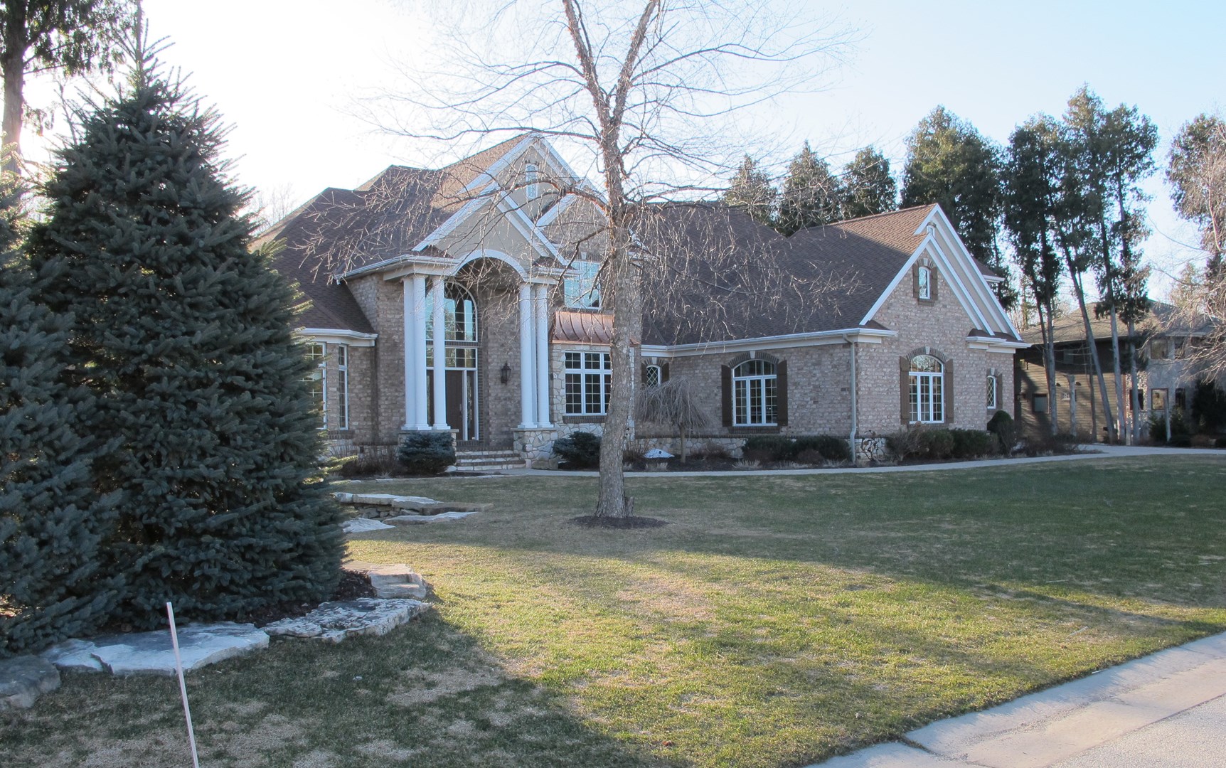5442 W Cedar Crest Ct, Appleton, WI 54914