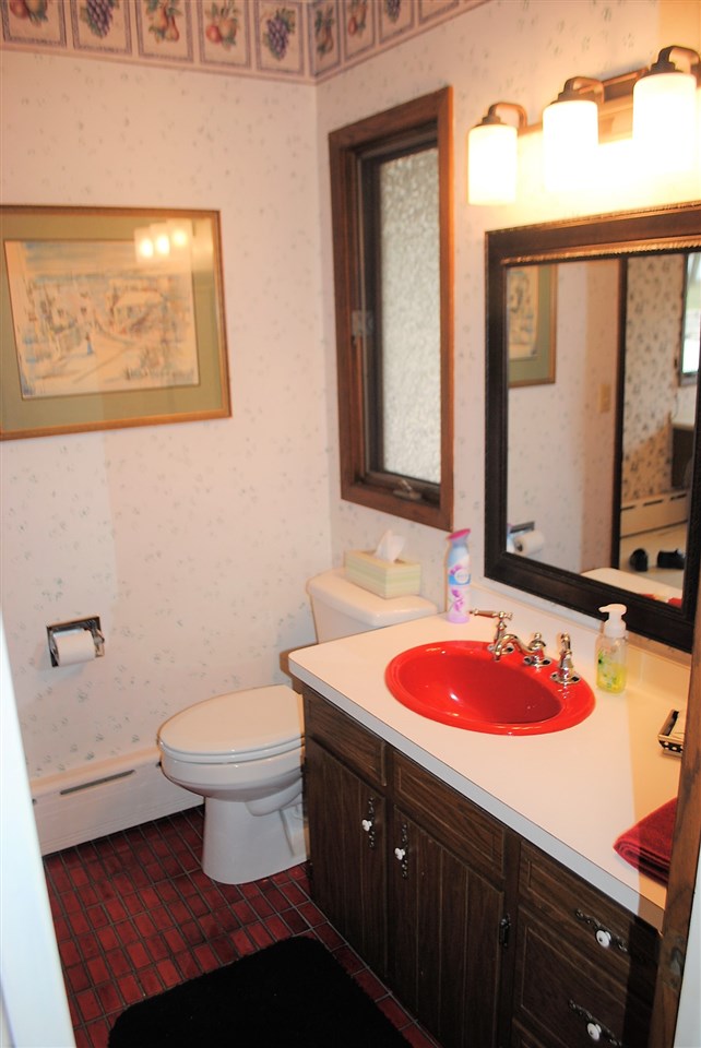 292 Forest Ave, Green Lake, WI 54941