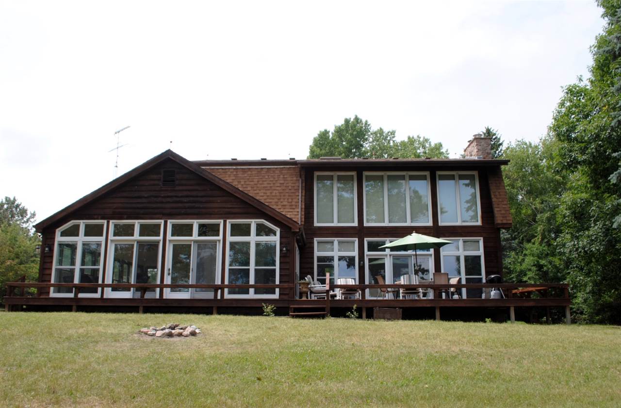 N4648 Wildwood Lane, Green Lake, WI 54941