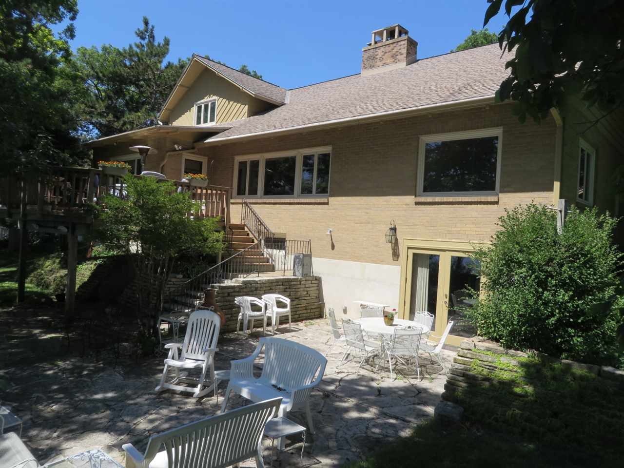 338 FOREST AVE, Green Lake, WI 54941